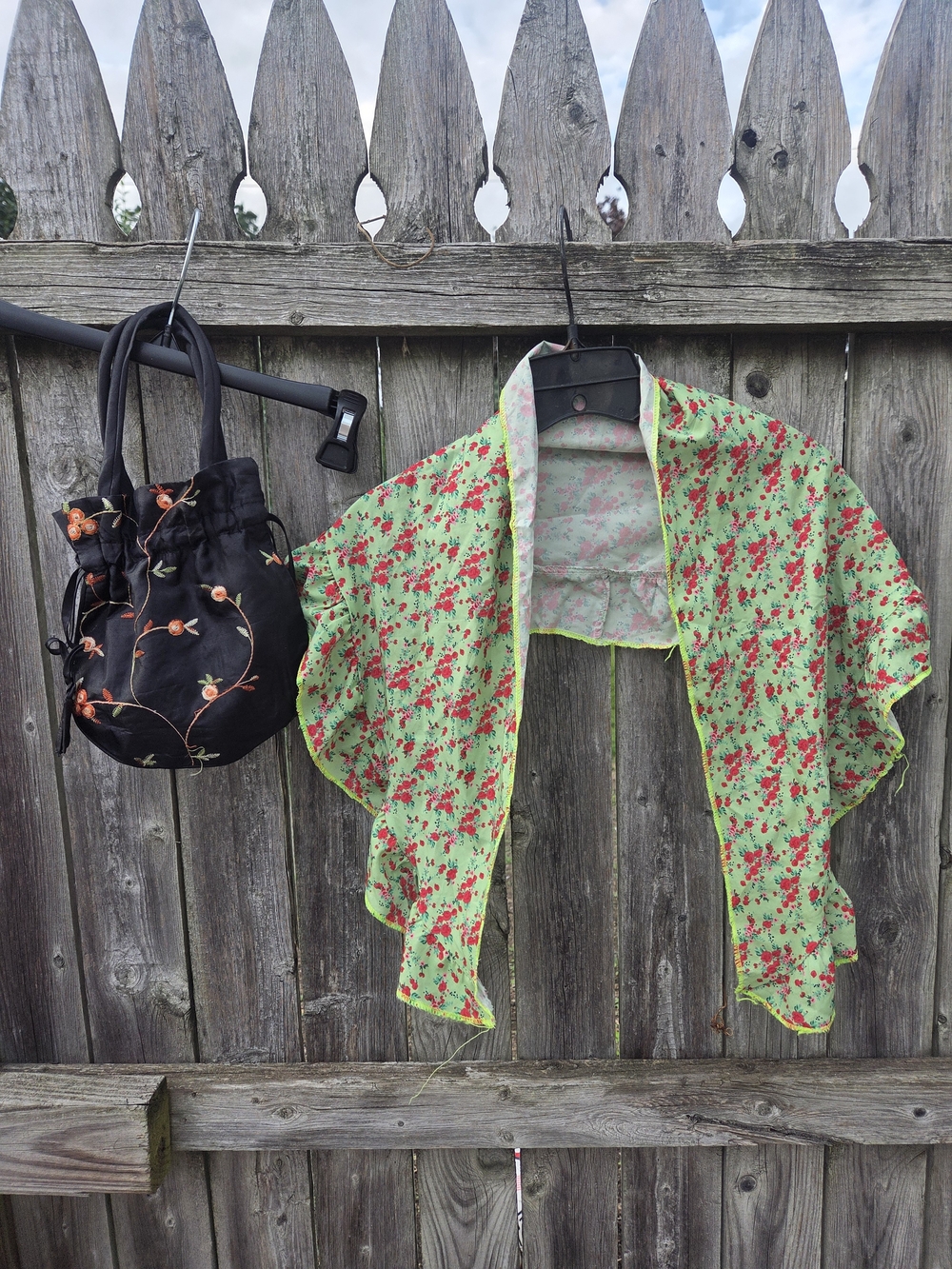 100th Day Of School Black Embroidered Drawstring Bucket Bag, Shawl